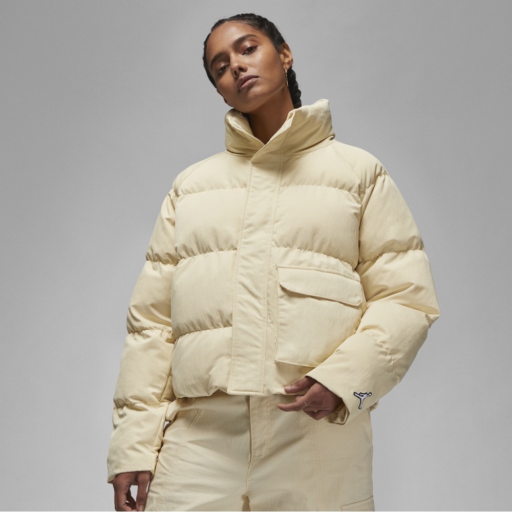 Women's Nike Air Jordan Flight Puffer Jacket Beach Cream